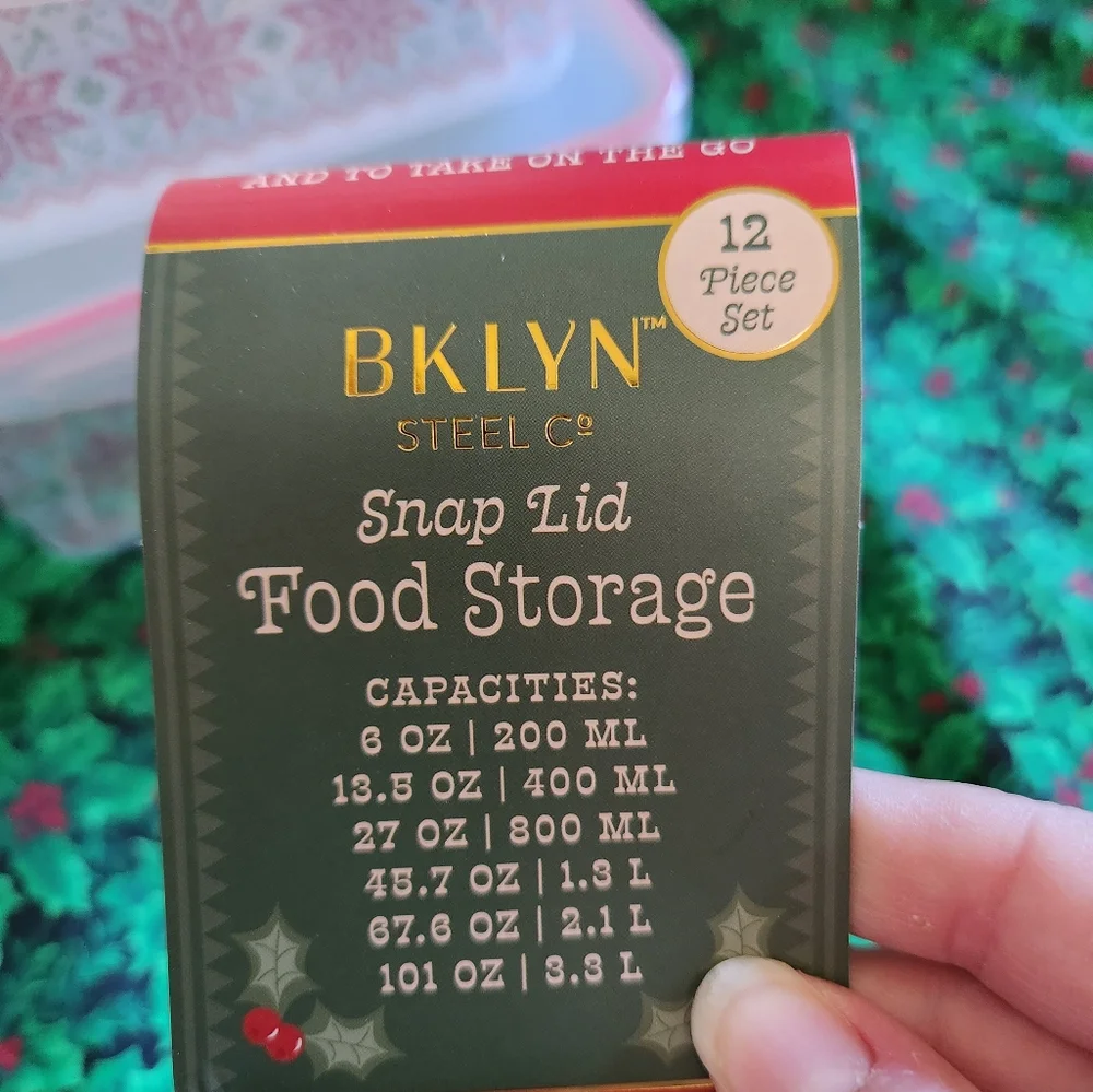 Christmas food storage containers Snap Lid ugly sweater snowflakes new